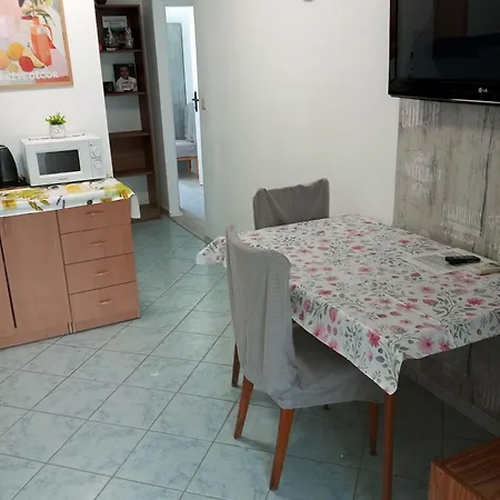 Abelia Apartament *