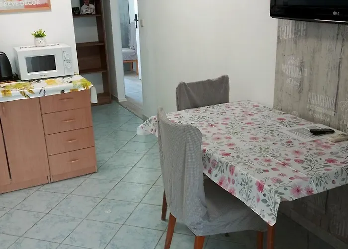 Abelia Apartman *